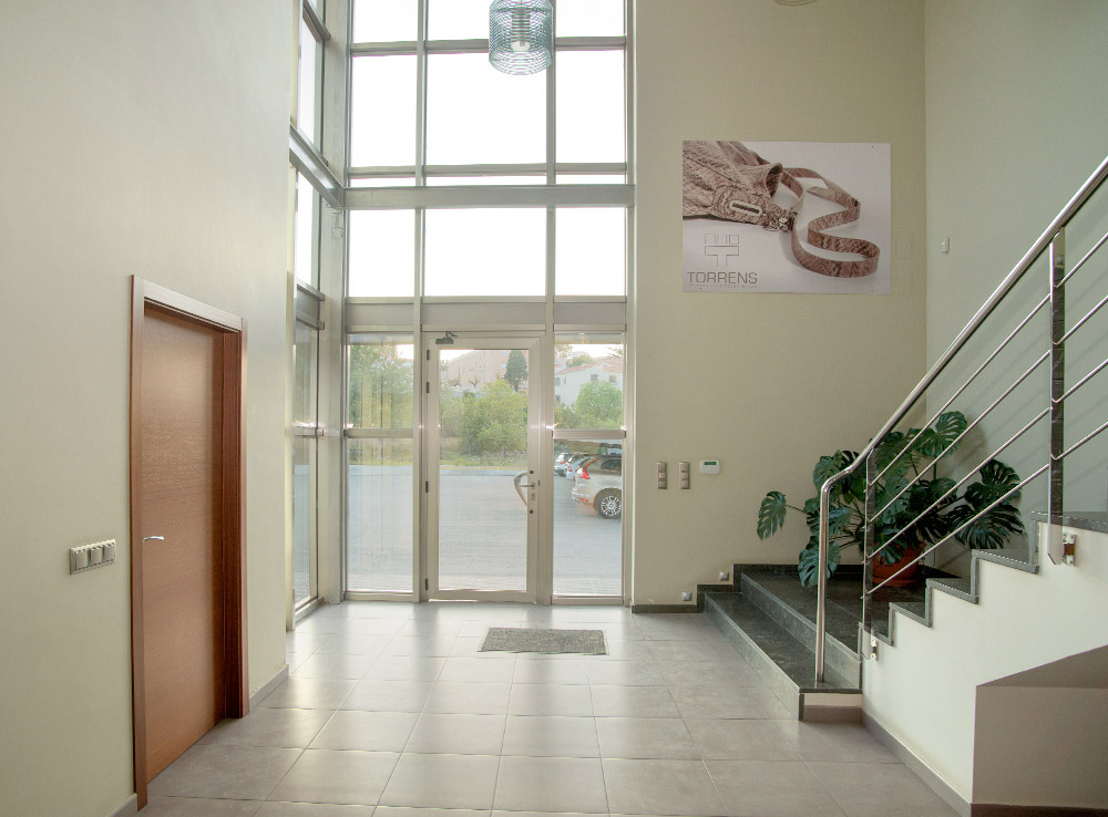 Hall de oficina en Orba